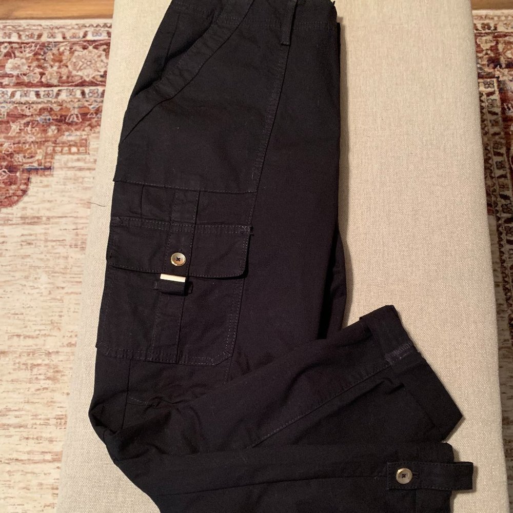 WHBM Capri Pants Sz. 4 - Picture 9 of 10
